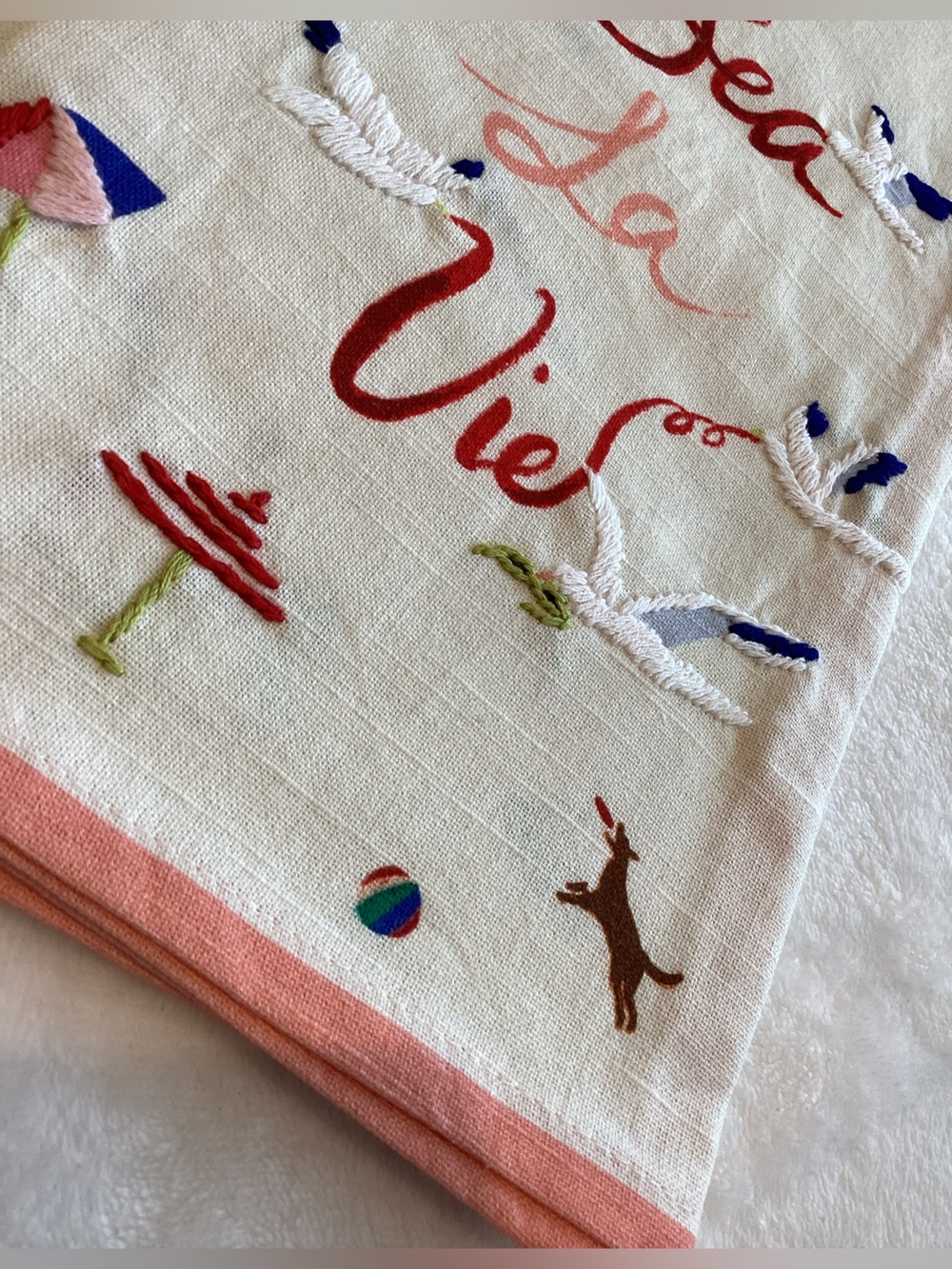 ⛱️Anthropologie Embroidered Dish Towel Seagull Beach Umbrella Dog Coastal Sea - Picture 4 of 6